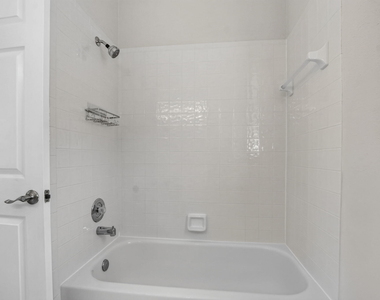 10031 Lexington Estates Boulevard - Photo Thumbnail 32