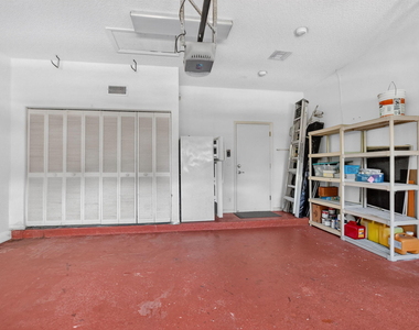 10031 Lexington Estates Boulevard - Photo Thumbnail 52