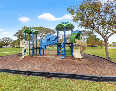 10031 Lexington Estates Boulevard - Photo Thumbnail 58