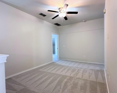8813 Arbor Creek Lane - Photo Thumbnail 21