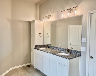 3313 Windcrest Drive - Photo Thumbnail 13