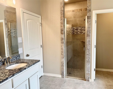 3313 Windcrest Drive - Photo Thumbnail 15