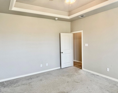 3313 Windcrest Drive - Photo Thumbnail 11