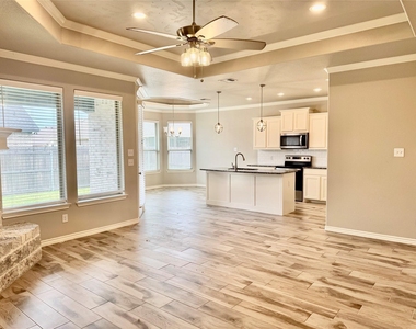 3313 Windcrest Drive - Photo Thumbnail 2
