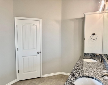 3313 Windcrest Drive - Photo Thumbnail 14