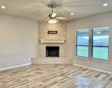 3313 Windcrest Drive - Photo Thumbnail 3