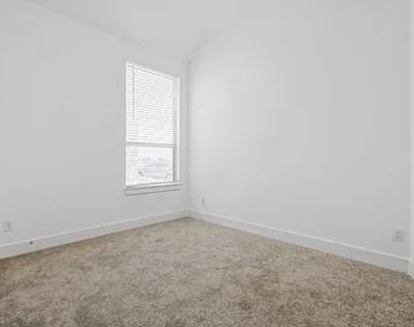 1417 Sumner Street - Photo Thumbnail 16