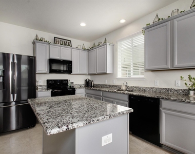3124 Walker Creek Drive - Photo Thumbnail 12