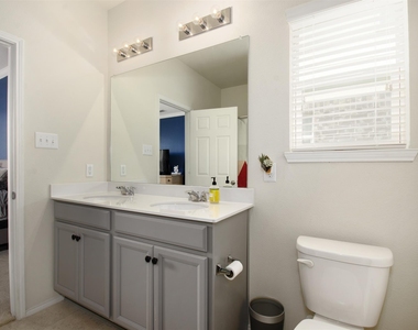 3124 Walker Creek Drive - Photo Thumbnail 19