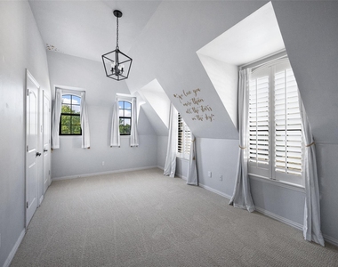6115 Palo Pinto Avenue - Photo Thumbnail 28
