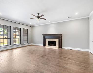 6115 Palo Pinto Avenue - Photo Thumbnail 6