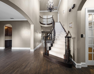 6115 Palo Pinto Avenue - Photo Thumbnail 4