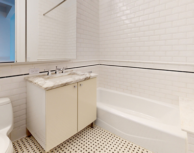 808 Columbus Ave - Photo Thumbnail 4