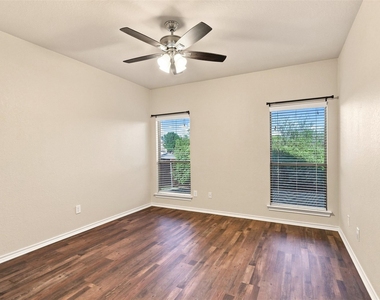 5412 Austin Ridge Drive - Photo Thumbnail 14