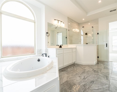 4109 Frontera Vista Drive - Photo Thumbnail 24