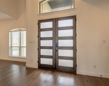 4109 Frontera Vista Drive - Photo Thumbnail 3