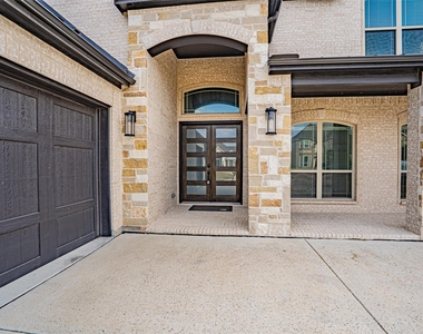 4109 Frontera Vista Drive - Photo Thumbnail 2