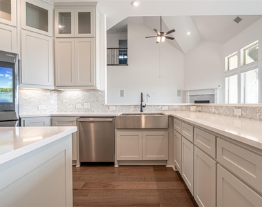 4109 Frontera Vista Drive - Photo Thumbnail 14