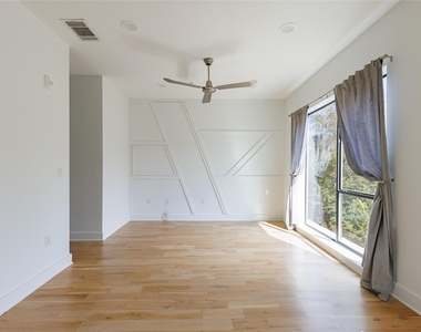 4111 Newton Avenue - Photo Thumbnail 22