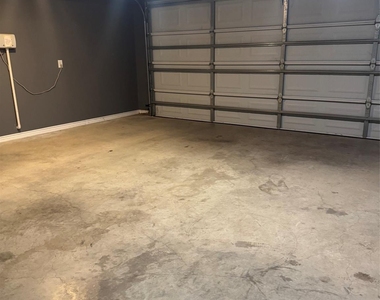 2923 River Ridge Court - Photo Thumbnail 16