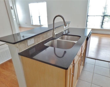 6159 Oram Street - Photo Thumbnail 5