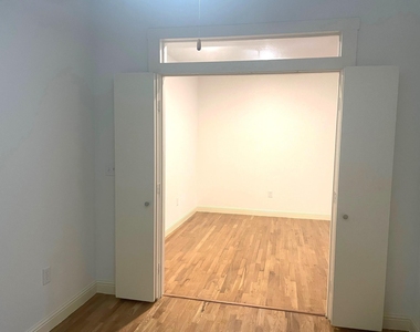 6159 Oram Street - Photo Thumbnail 9