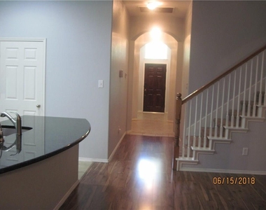 11706 La Grange Drive - Photo Thumbnail 4