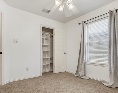 630 Waterview Drive - Photo Thumbnail 26
