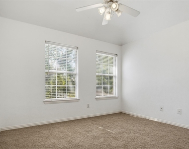 630 Waterview Drive - Photo Thumbnail 27