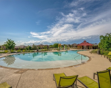 1404 Marble Street - Photo Thumbnail 20