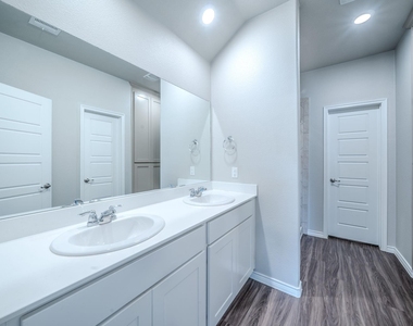 2720 Evergreen Trail - Photo Thumbnail 10