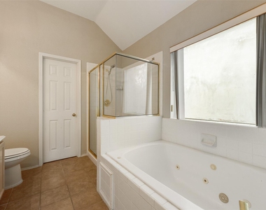 2209 Norwich Place - Photo Thumbnail 10