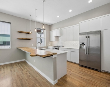 2630 Calvin Street - Photo Thumbnail 6