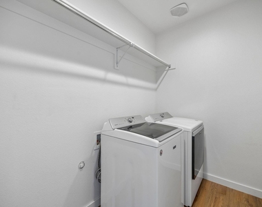 2630 Calvin Street - Photo Thumbnail 17