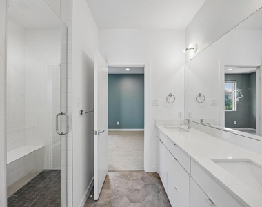 2630 Calvin Street - Photo Thumbnail 26