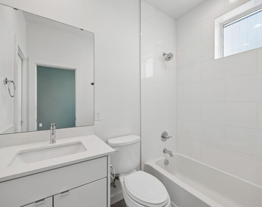 2630 Calvin Street - Photo Thumbnail 16