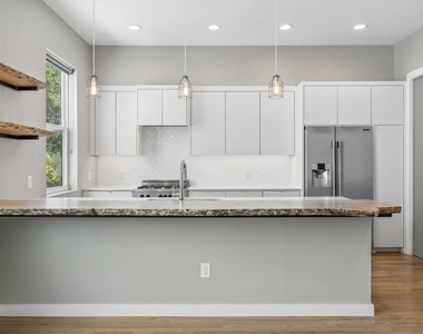 2630 Calvin Street - Photo Thumbnail 4