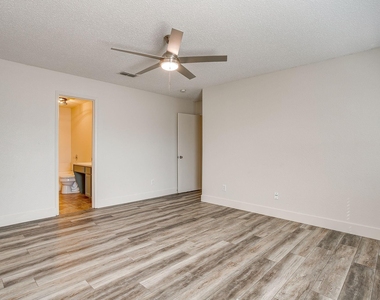 326 Pecos Drive - Photo Thumbnail 23