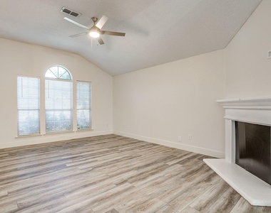 326 Pecos Drive - Photo Thumbnail 1