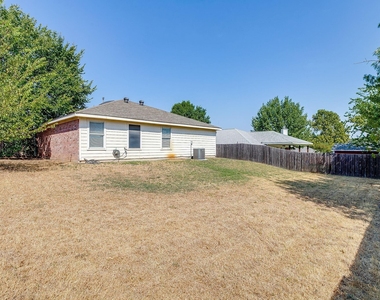 326 Pecos Drive - Photo Thumbnail 28