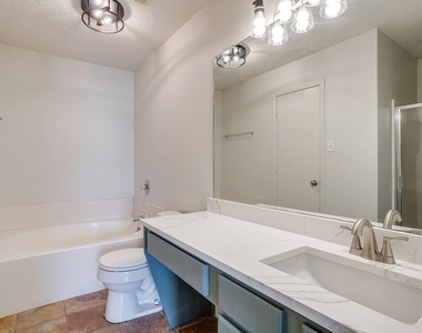 326 Pecos Drive - Photo Thumbnail 25