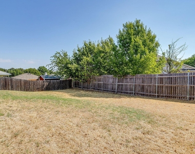 326 Pecos Drive - Photo Thumbnail 29