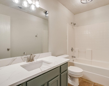 326 Pecos Drive - Photo Thumbnail 16