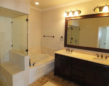 4241 Haskell Drive - Photo Thumbnail 24