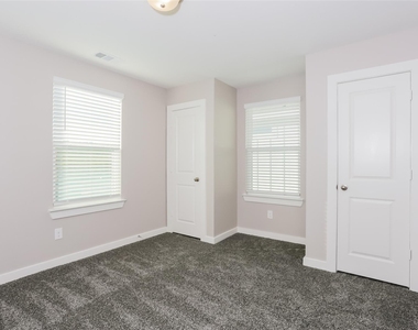 854 Summer Plum Way - Photo Thumbnail 4