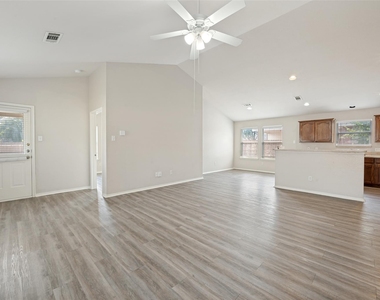 1105 Cottonwood Drive - Photo Thumbnail 1