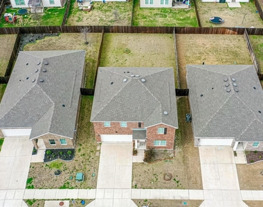 767 Camden Drive - Photo Thumbnail 33