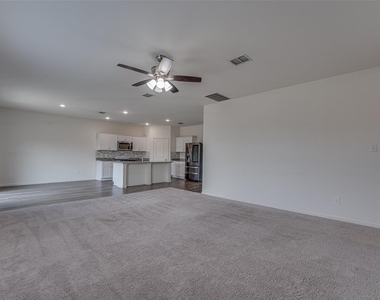 767 Camden Drive - Photo Thumbnail 2