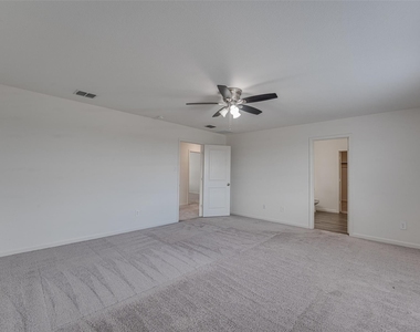 767 Camden Drive - Photo Thumbnail 5