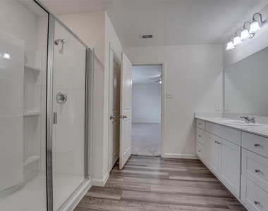767 Camden Drive - Photo Thumbnail 28